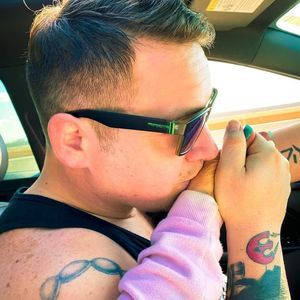 Meet your Posher, Devin